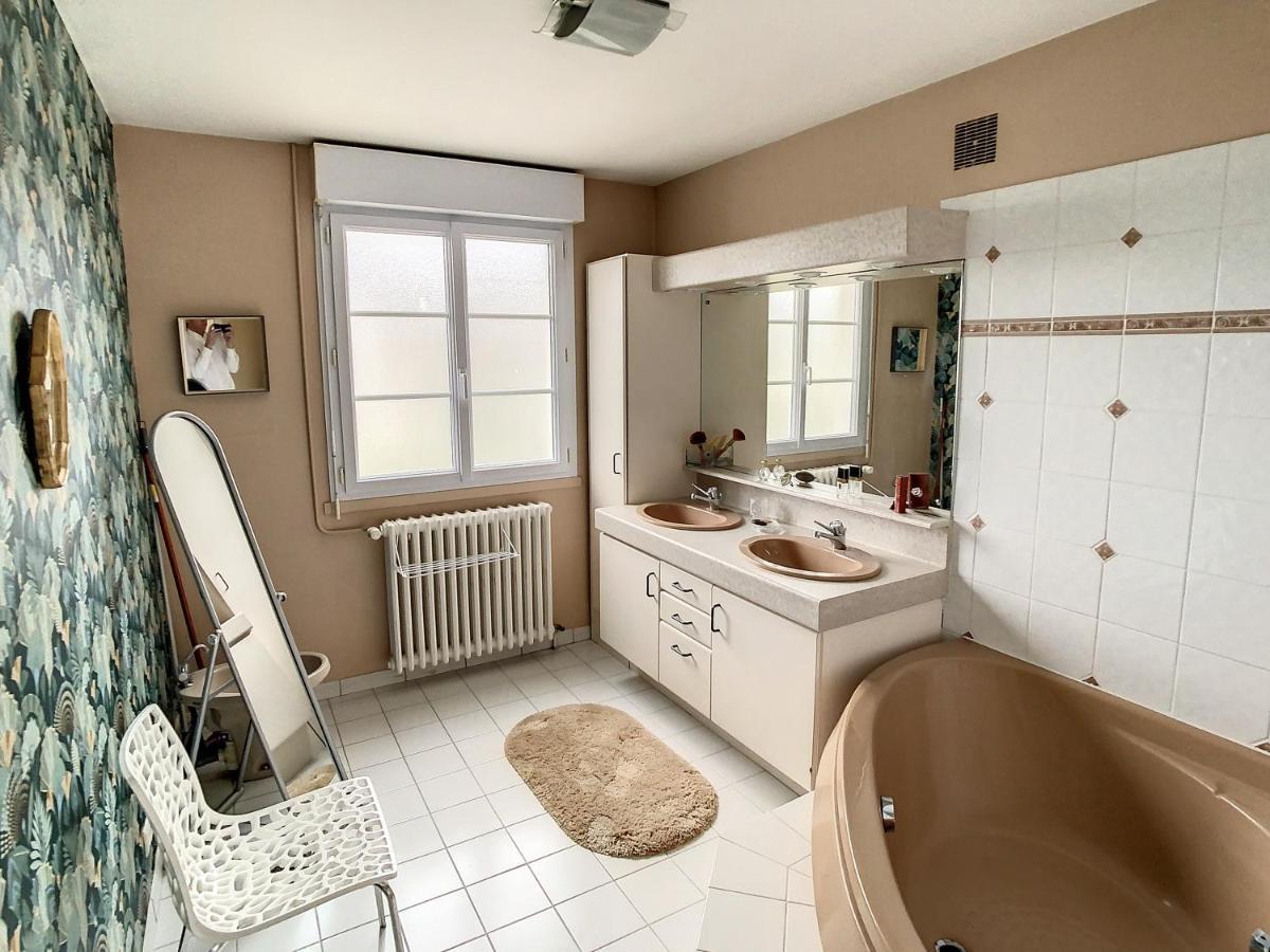 Maison De Charme Proche Centre Ville Avranches Eksteriør bilde