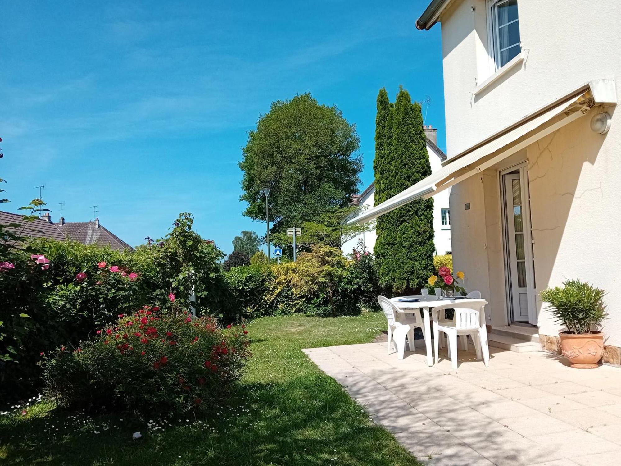 Maison De Charme Proche Centre Ville Avranches Eksteriør bilde